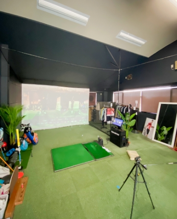 シミュレーションゴルフ インドアレッスン PAR SEVEN